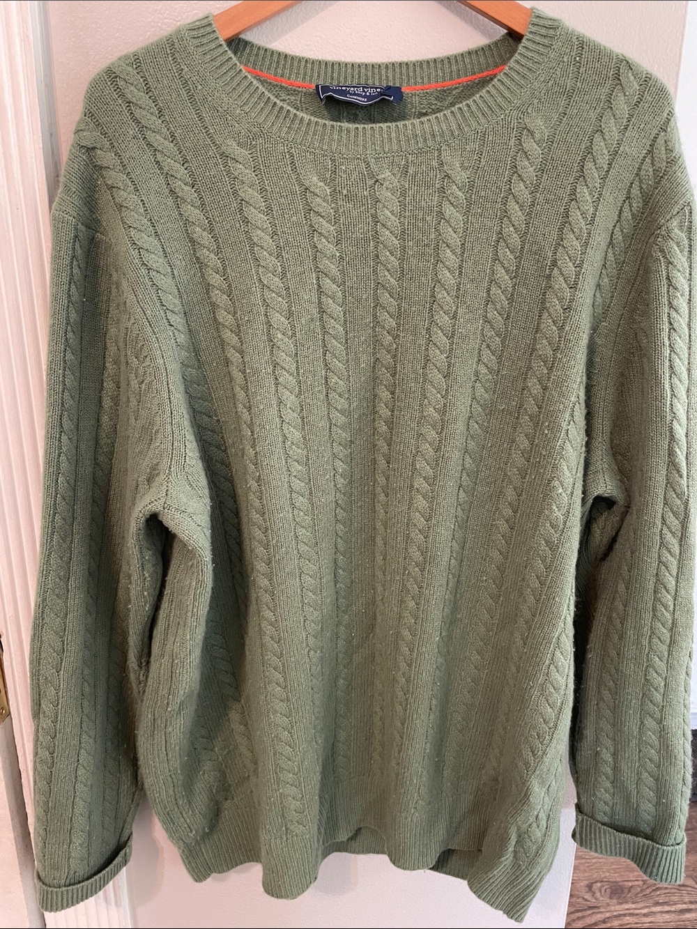 Vineyard Vines cashmere sweater
